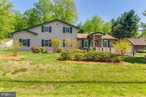 1530 Sixes Rd, Prince Frederick, MD 20678