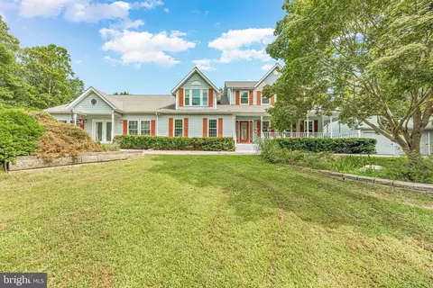 1560 Lincoln Ln, Prince Frederick, MD 20678