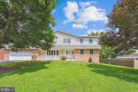 11814 Rivershore Dr, Dunkirk, MD 20754
