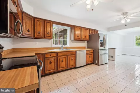11814 Rivershore Dr, Dunkirk, MD 20754 photo 19