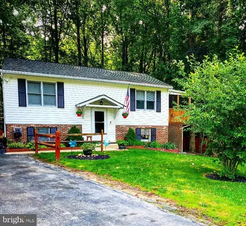 2721 Braeburn Ln, Chesapeake Beach, MD 20732