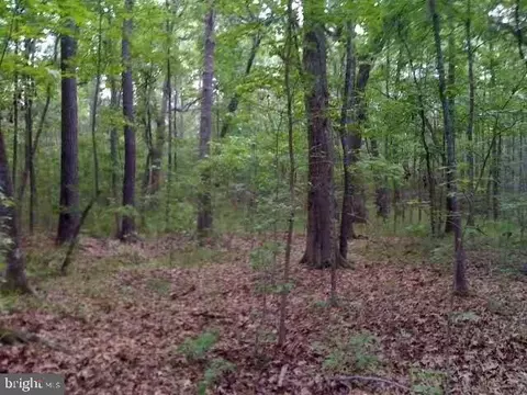 3852 Sixes Rd, Prince Frederick, MD 20678