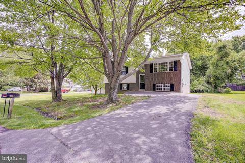 3717 29th St, Chesapeake Beach, MD 20732