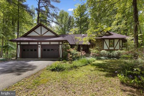 1740 Timber Ct, Huntingtown, MD 20639