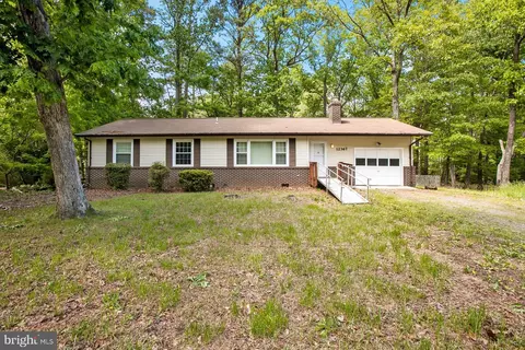 12367 Catalina Dr, Lusby, MD 20657