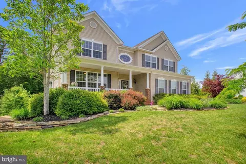 3220 Huntsman Dr, Huntingtown, MD 20639