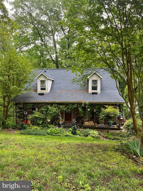 1146 White Sands Dr, Lusby, MD 20657