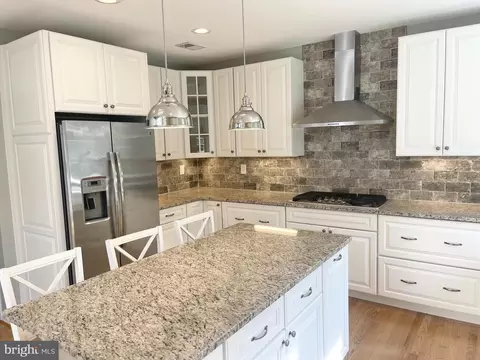 2835 Dunleigh Dr, Dunkirk, MD 20754 photo 6