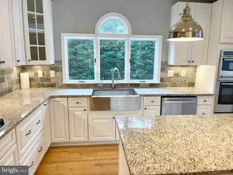 2835 Dunleigh Dr, Dunkirk, MD 20754 photo 10