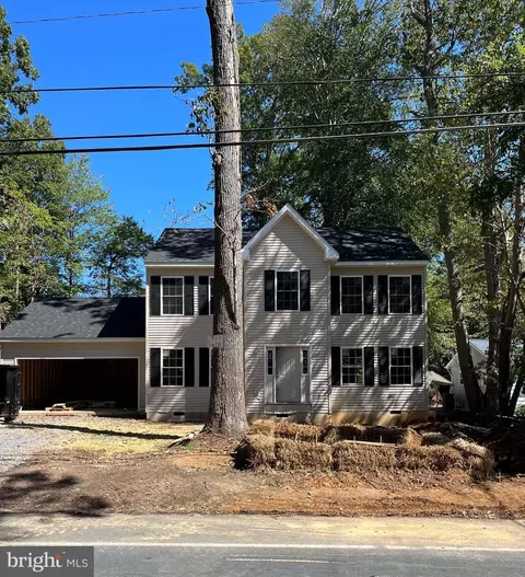 820 Golden West Way, Lusby, MD 20657