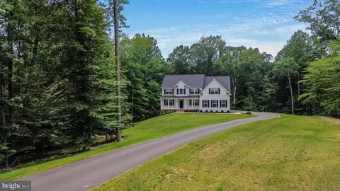2061 Saint Pauls Ct, Prince Frederick, MD 20678
