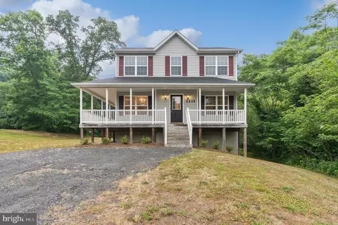 2225 Adelina Rd, Prince Frederick, MD 20678