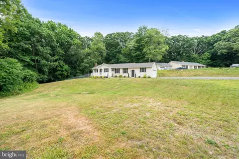 6071 Stephen Reid Rd, Huntingtown, MD 20639