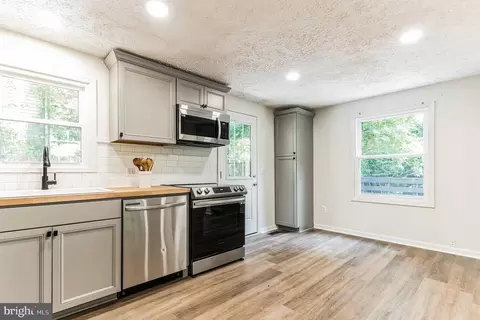 1002 Side Saddle Trl, Lusby, MD 20657 photo 6