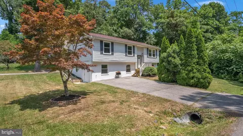 1002 Side Saddle Trl, Lusby, MD 20657 photo 3