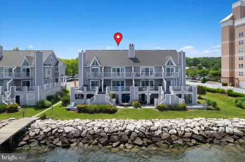 8347 Bay Crest Ct, Chesapeake Beach, MD 20732