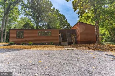 11287 Sitting Bull Cir, Lusby, MD 20657