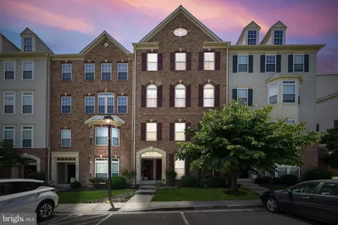 2306 Forest Ridge Ter #4, Chesapeake Beach, MD 20732