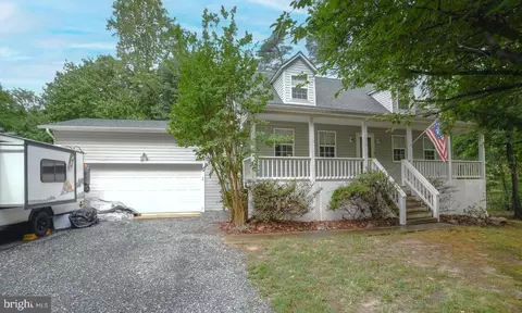 12035 Taos Trl, Lusby, MD 20657