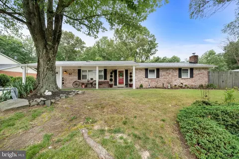 11625 Rivershore Dr, Dunkirk, MD 20754 photo 2