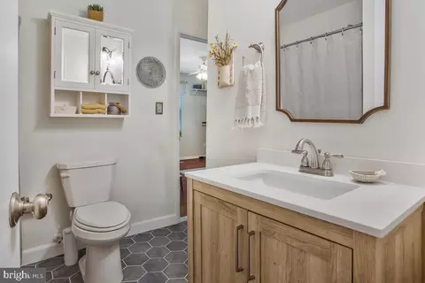 9580 Howes Rd, Dunkirk, MD 20754 photo 23
