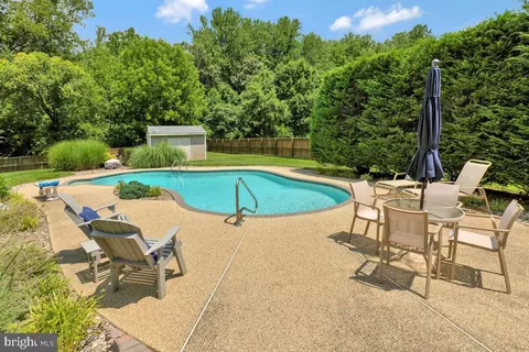 9580 Howes Rd, Dunkirk, MD 20754 photo 2