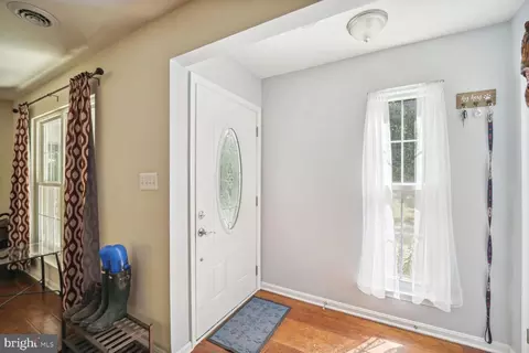 4465 Lancaster Dr, Saint Leonard, MD 20685 photo 4
