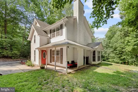 4465 Lancaster Dr, Saint Leonard, MD 20685 photo 3