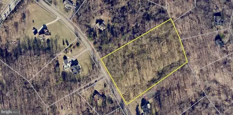 3795 Bristol Dr, Chesapeake Beach, MD 20732