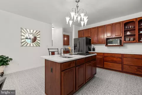 11928 Lyons Glen Ct, Dunkirk, MD 20754 photo 8