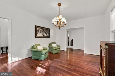 11928 Lyons Glen Ct, Dunkirk, MD 20754 photo 3