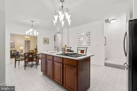 11928 Lyons Glen Ct, Dunkirk, MD 20754 photo 10