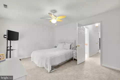 11928 Lyons Glen Ct, Dunkirk, MD 20754 photo 28