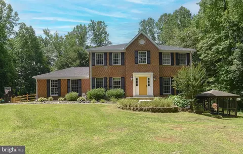 620 Verda Ln, Huntingtown, MD 20639