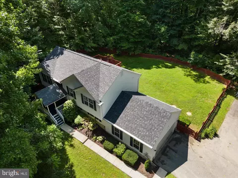 60 Northwest Dr, Huntingtown, MD 20639
