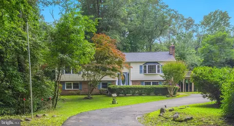 3614 King Dr, Dunkirk, MD 20754