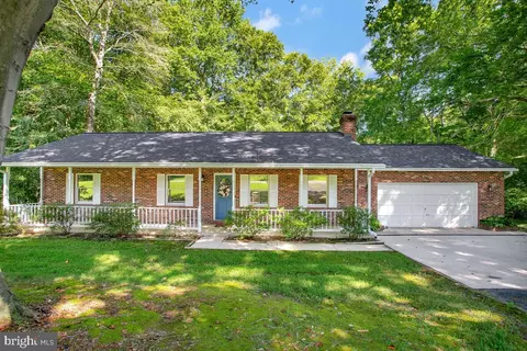 2100 Deer Run Ct, Huntingtown, MD 20639