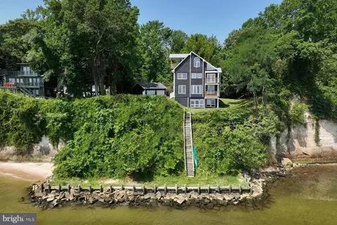 6447 Randle Ave, Chesapeake Beach, MD 20732
