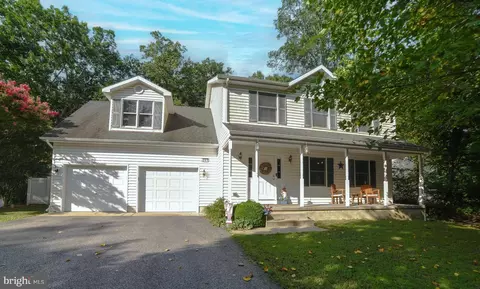 297 Anchor Dr, Lusby, MD 20657