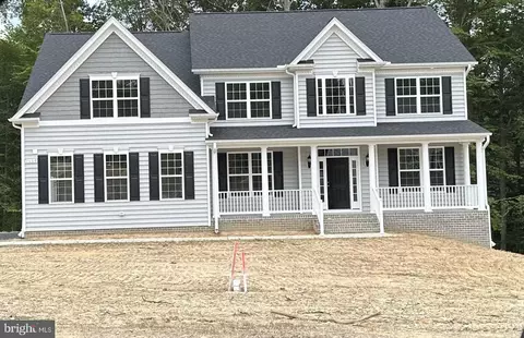 1660 Raindrop Ln, Prince Frederick, MD 20678