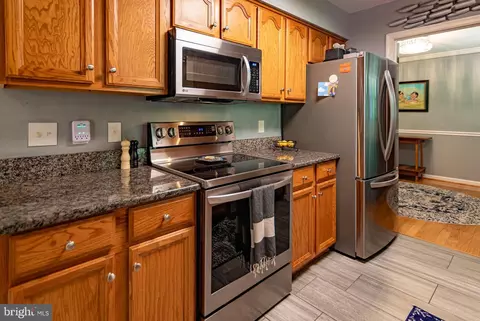 9804 Stayman Ct, Dunkirk, MD 20754 photo 4