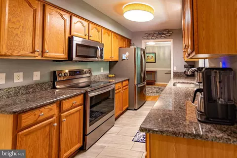 9804 Stayman Ct, Dunkirk, MD 20754 photo 6