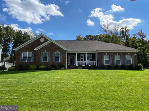 130 Oakland Hall Rd, Prince Frederick, MD 20678