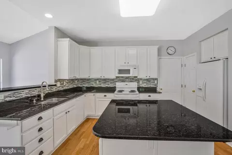 7826 Eagle View Dr, Chesapeake Beach, MD 20732 photo 12