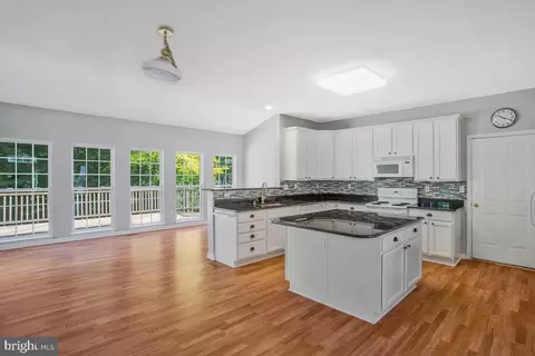 7826 Eagle View Dr, Chesapeake Beach, MD 20732 photo 10