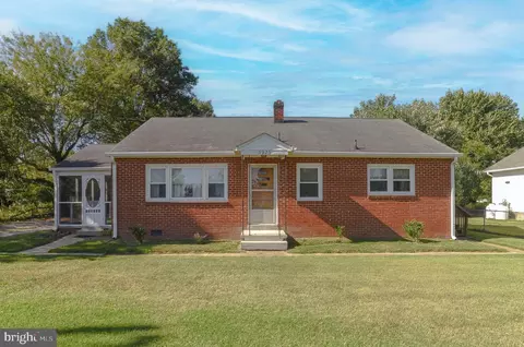 3925 Oyster House Rd, Broomes Island, MD 20615
