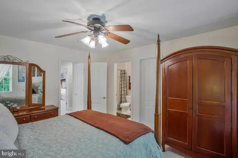11203 Lakeside Dr, Dunkirk, MD 20754 photo 31