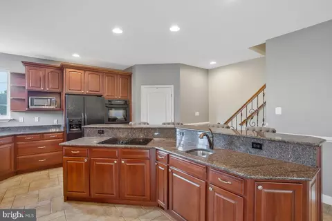 11203 Lakeside Dr, Dunkirk, MD 20754 photo 24