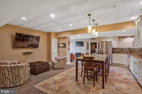 11203 Lakeside Dr, Dunkirk, MD 20754 photo 88