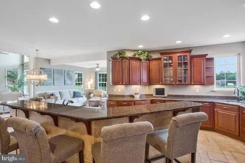 11203 Lakeside Dr, Dunkirk, MD 20754 photo 28